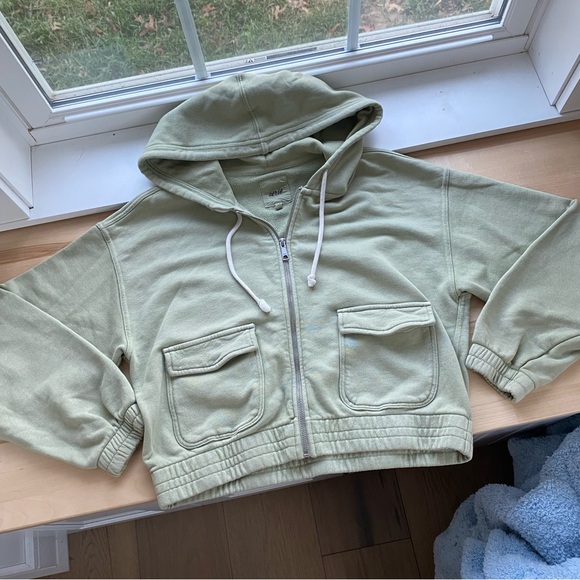 Aerie Cropped Zip Up Hoodie - Picture 3 of 7